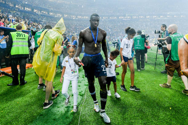 财务上遭遇 财务上遭遇