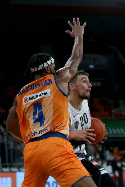 本场比赛 本场比赛